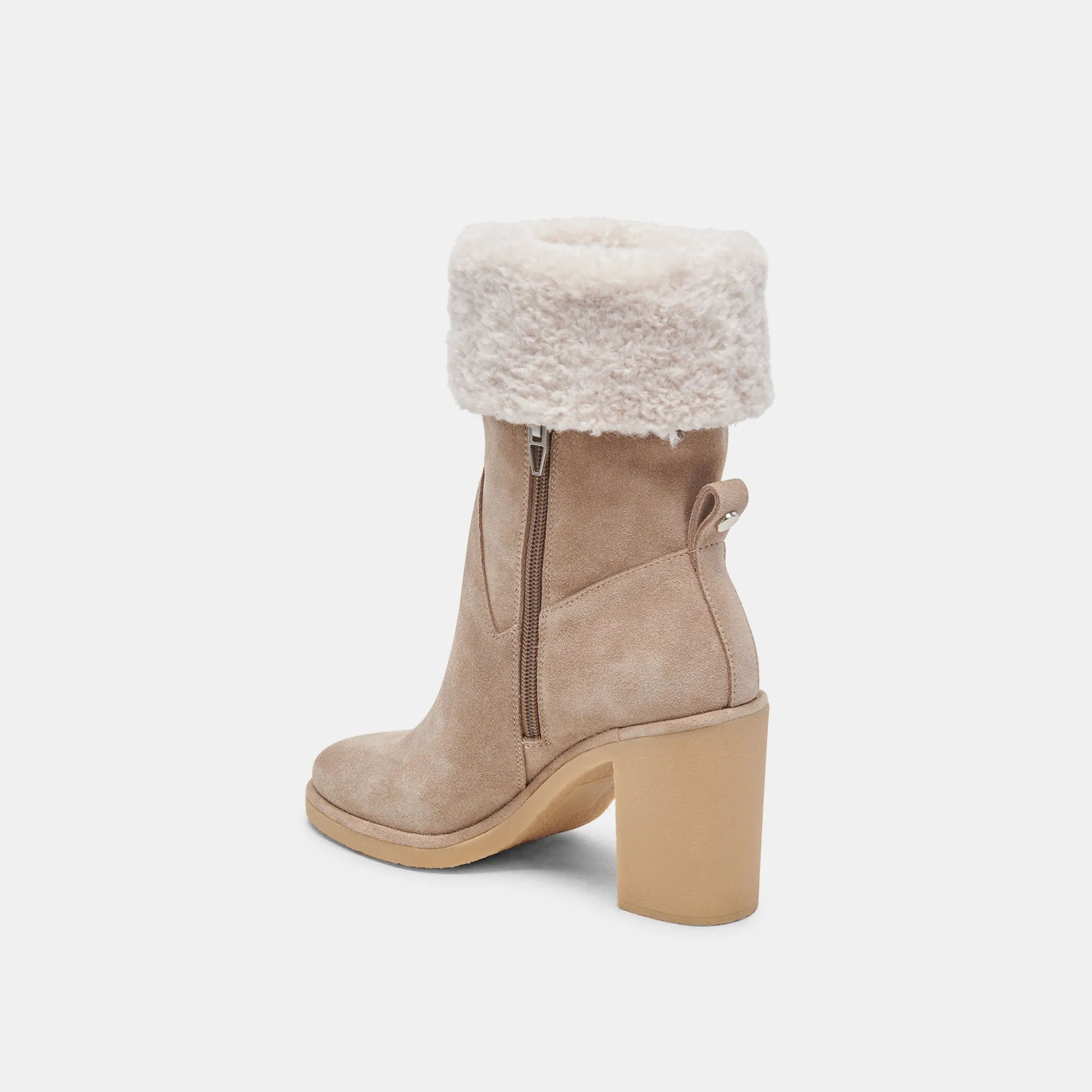 CADDIE PLUSH BOOTS ALMOND SUEDE