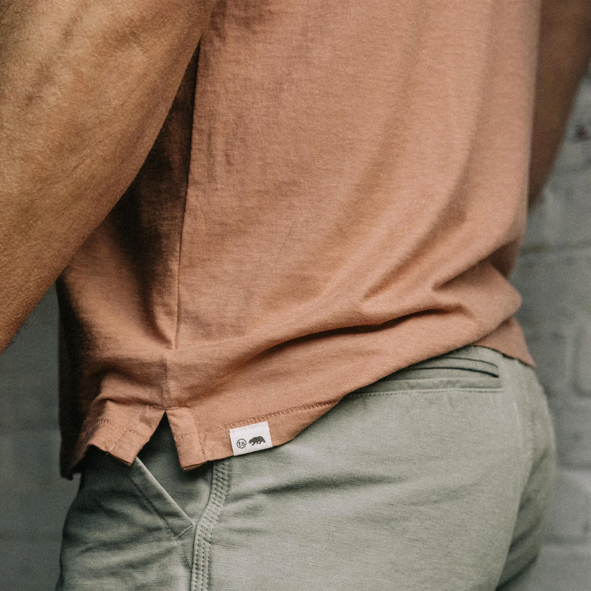 The Cotton Hemp Polo in Dried Acorn