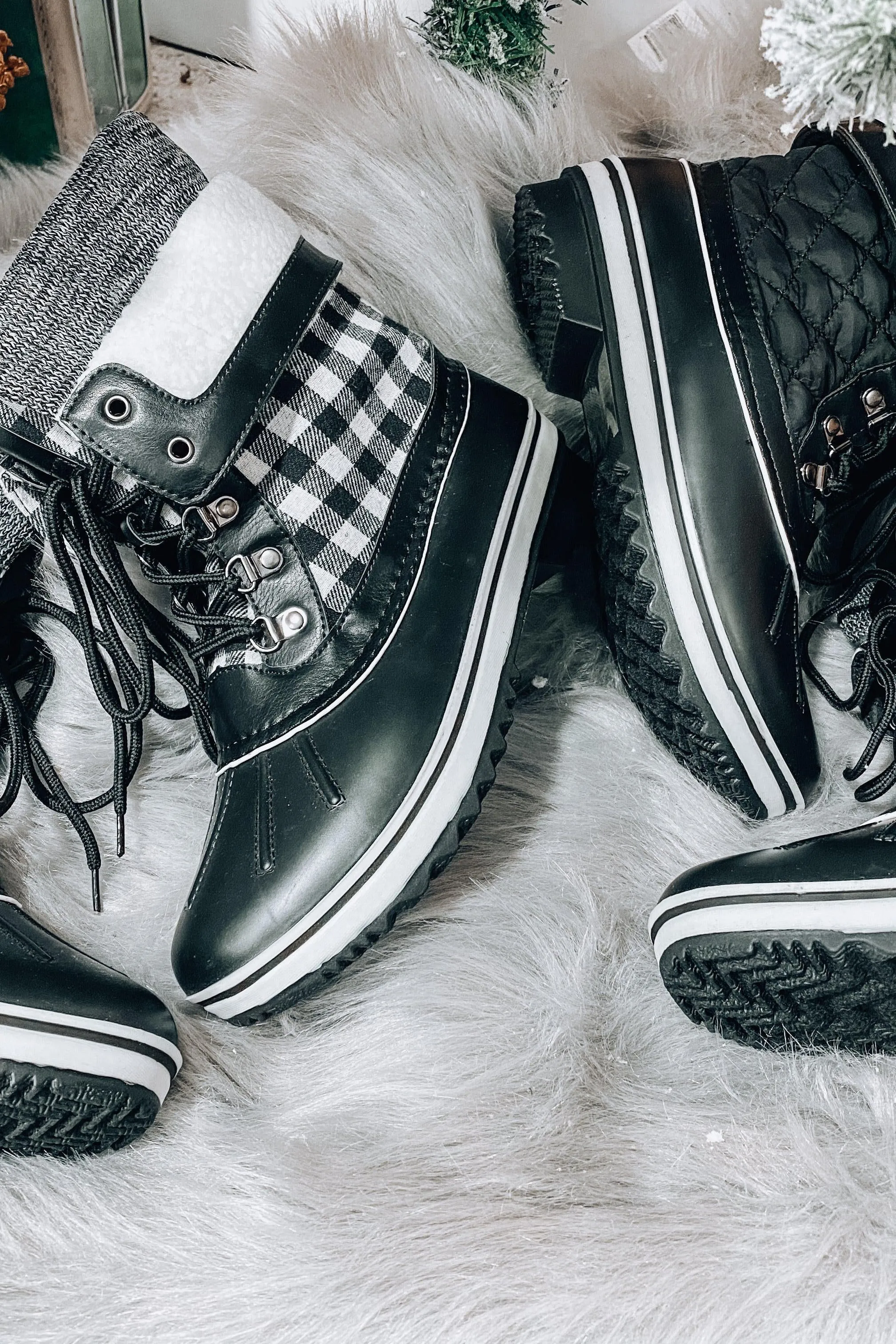 Toasty Toes- {Black & B&W Buffalo Plaid} Snow Boots